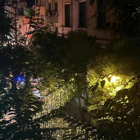 Lejlighed Waw 2 Yatak Odali, Oturma Odasi, Mutfakli *