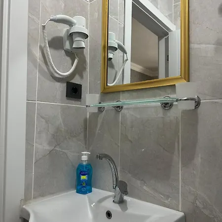 Waw 2 Yatak Odali, Oturma Odasi, Mutfakli *